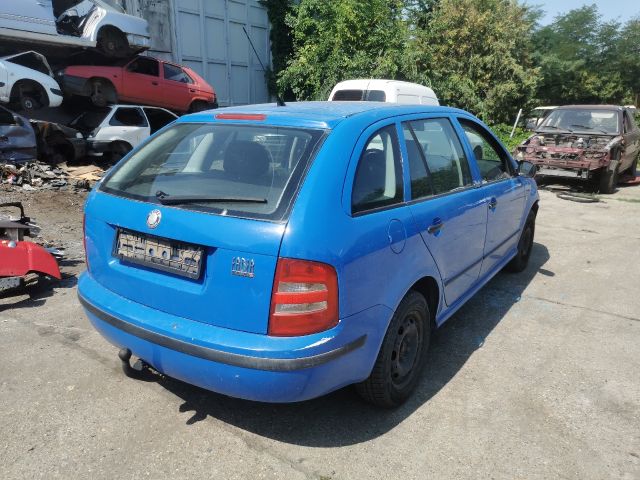 bontott SKODA FABIA I Hátsó Lökhárító (Részeivel)