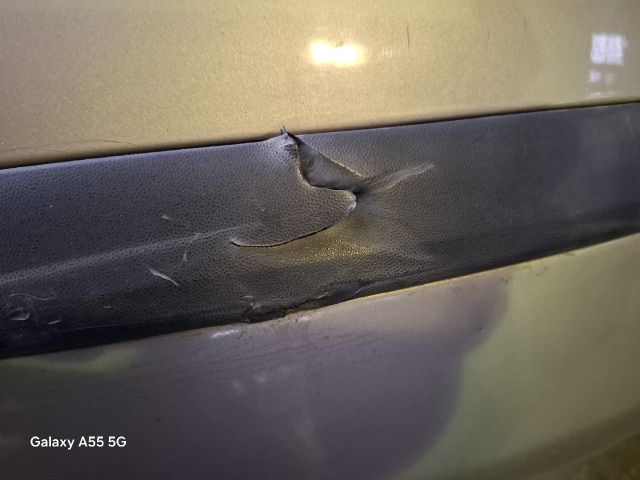 bontott SKODA FABIA I Hátsó Lökhárító (Üresen)