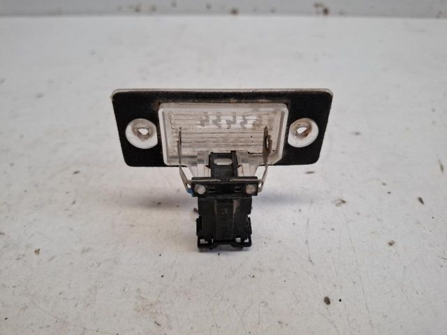 bontott SKODA FABIA I Hátsó Rendszámtábla Világítás