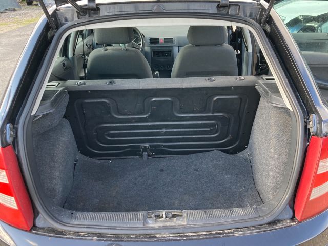 bontott SKODA FABIA I Hátsó Rendszámtábla Világítás