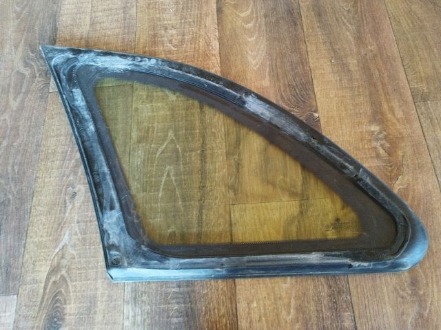 bontott SKODA FABIA I Jobb C Oszlop Oldalablak Üveg