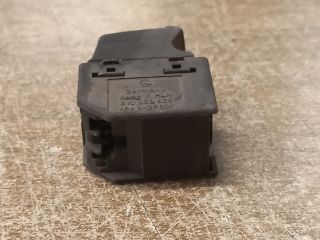 bontott SKODA FABIA I Jobb első Ablakemelő Kapcsoló