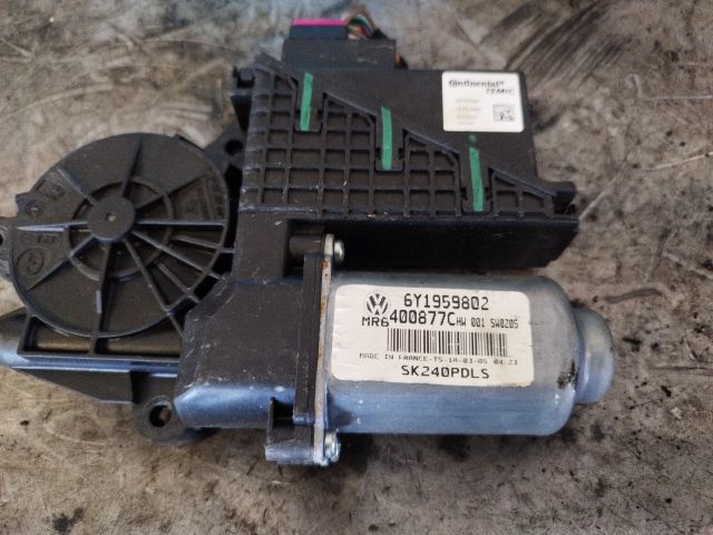 bontott SKODA FABIA I Jobb első Ablakemelő Motor