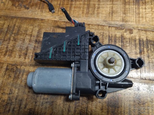 bontott SKODA FABIA I Jobb első Ablakemelő Motor