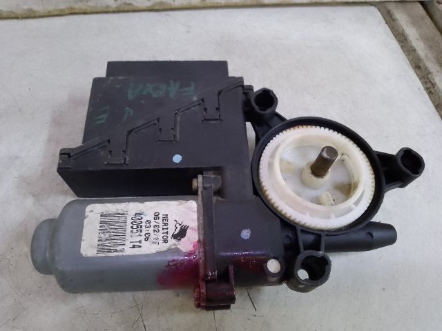 bontott SKODA FABIA I Jobb első Ablakemelő Motor