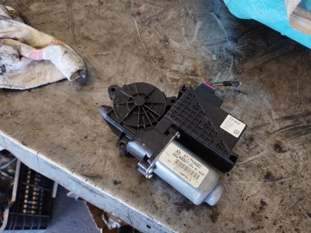 bontott SKODA FABIA I Jobb első Ablakemelő Motor