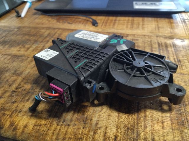 bontott SKODA FABIA I Jobb első Ablakemelő Motor