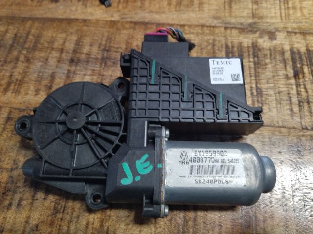 bontott SKODA FABIA I Jobb első Ablakemelő Motor