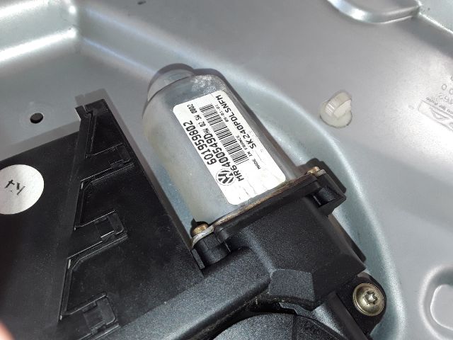 bontott SKODA FABIA I Jobb első Ablakemelő Szerkezet (Elektromos)