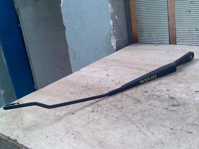 bontott SKODA FABIA I Jobb első Ablaktörlő Kar