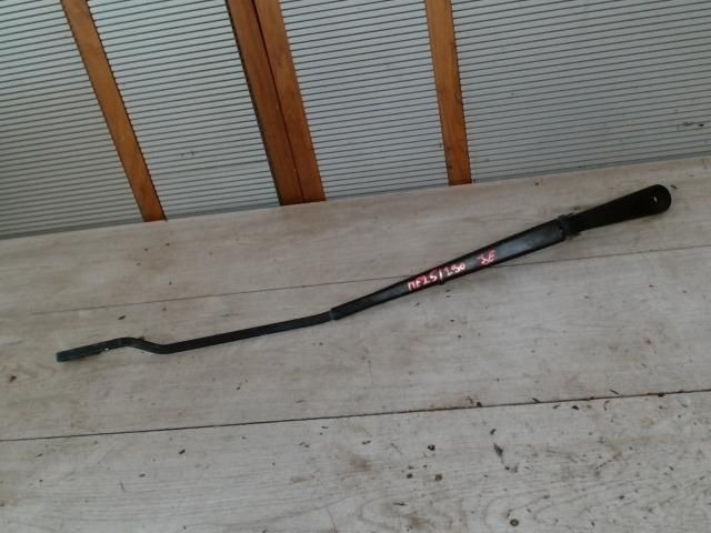 bontott SKODA FABIA I Jobb első Ablaktörlő Kar