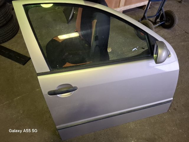 bontott SKODA FABIA I Jobb első Ajtó (Részeivel)