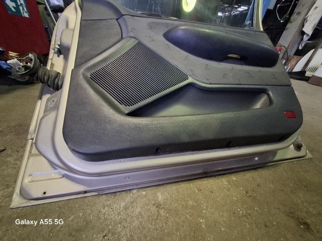 bontott SKODA FABIA I Jobb első Ajtó (Részeivel)