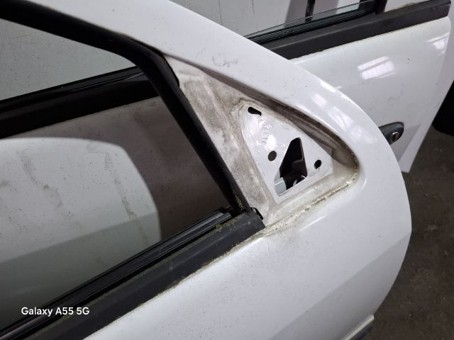 bontott SKODA FABIA I Jobb első Ajtó (Részeivel)