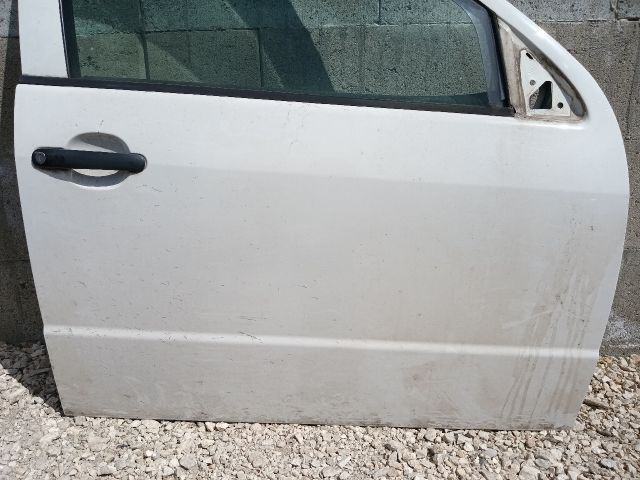 bontott SKODA FABIA I Jobb első Ajtó (Részeivel)