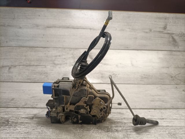 bontott SKODA FABIA I Jobb első Ajtózár