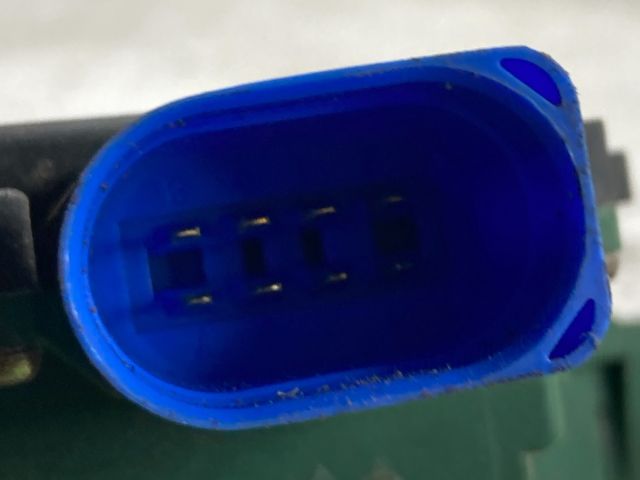 bontott SKODA FABIA I Jobb első Ajtózár