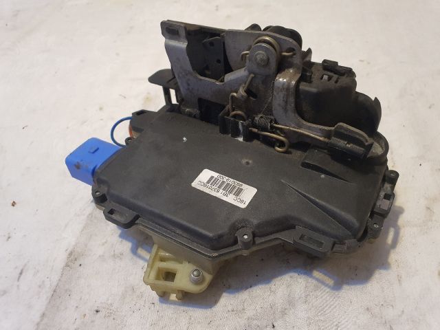 bontott SKODA FABIA I Jobb első Ajtózár