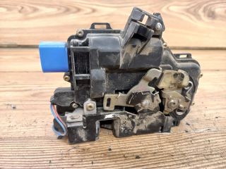 bontott SKODA FABIA I Jobb első Ajtózár