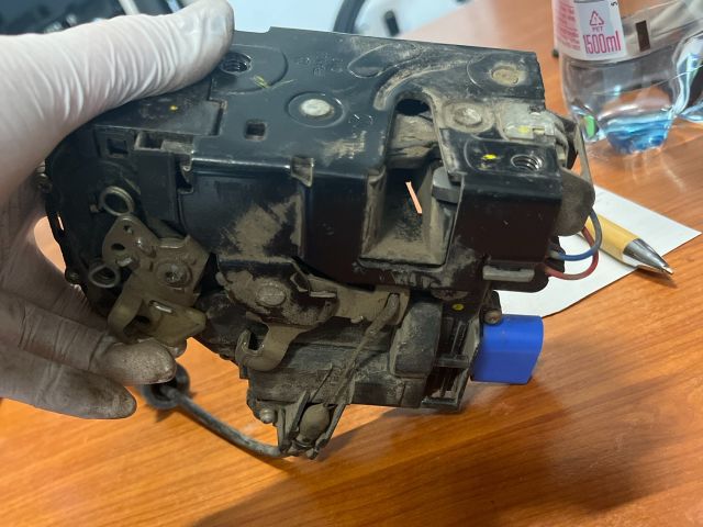 bontott SKODA FABIA I Jobb első Ajtózár