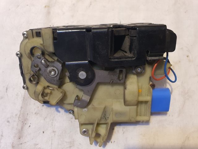 bontott SKODA FABIA I Jobb első Ajtózár