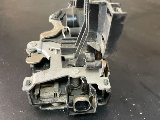 bontott SKODA FABIA I Jobb első Ajtózár