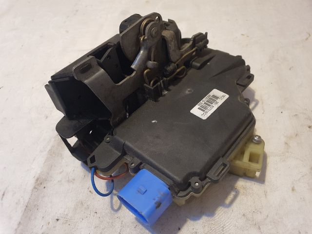 bontott SKODA FABIA I Jobb első Ajtózár