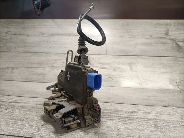 bontott SKODA FABIA I Jobb első Ajtózár