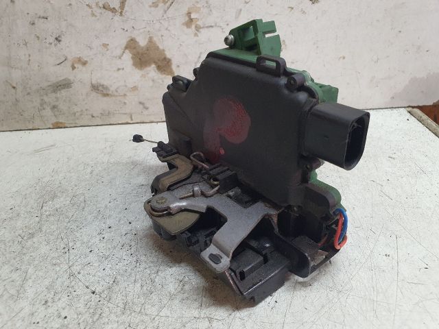 bontott SKODA FABIA I Jobb első Ajtózár