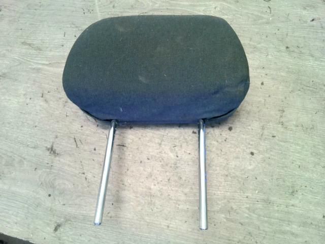 bontott SKODA FABIA I Jobb első Fejtámla