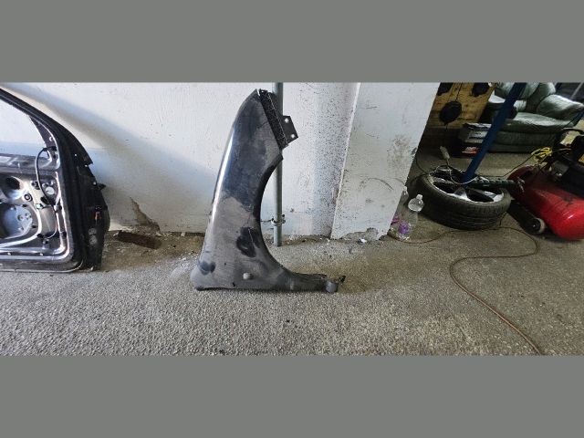 bontott SKODA FABIA I Jobb első Sárvédő