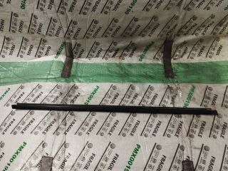 bontott SKODA FABIA I Jobb első Vízlehúzó Gumicsík