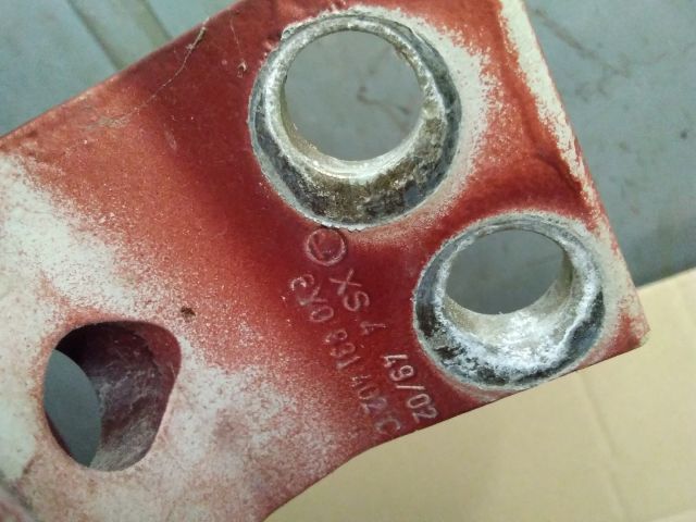 bontott SKODA FABIA I Jobb első Zsanér