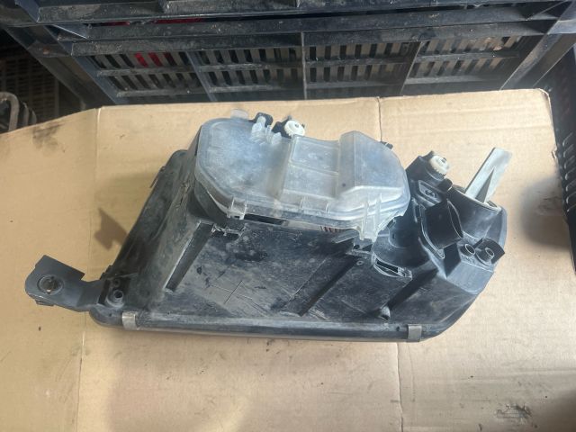 bontott SKODA FABIA I Jobb Fényszóró