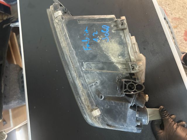 bontott SKODA FABIA I Jobb Fényszóró