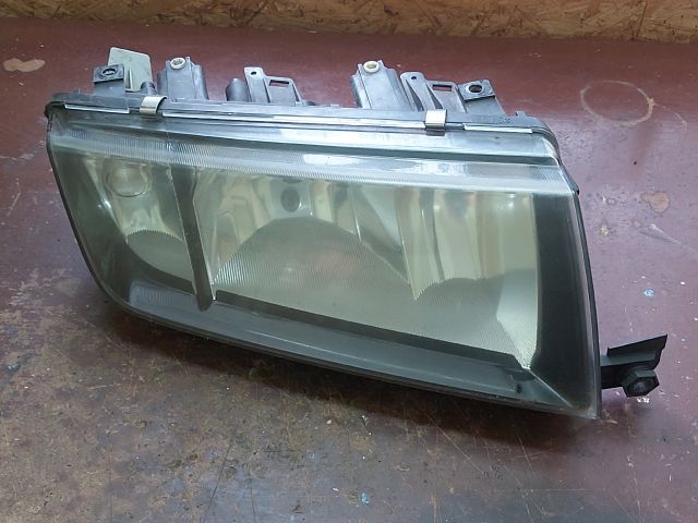 bontott SKODA FABIA I Jobb Fényszóró