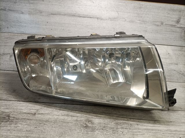 bontott SKODA FABIA I Jobb Fényszóró