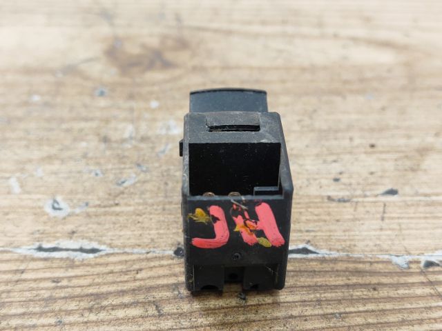 bontott SKODA FABIA I Jobb hátsó Ablakemelő Kapcsoló