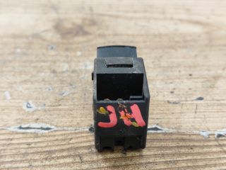 bontott SKODA FABIA I Jobb hátsó Ablakemelő Kapcsoló