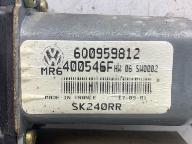 bontott SKODA FABIA I Jobb hátsó Ablakemelő Motor