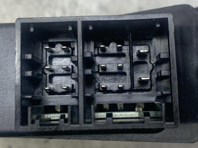 bontott SKODA FABIA I Jobb hátsó Ablakemelő Motor