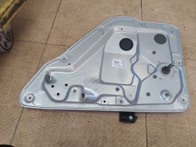 bontott SKODA FABIA I Jobb hátsó Ablakemelő Szerkezet (Mechanikus)