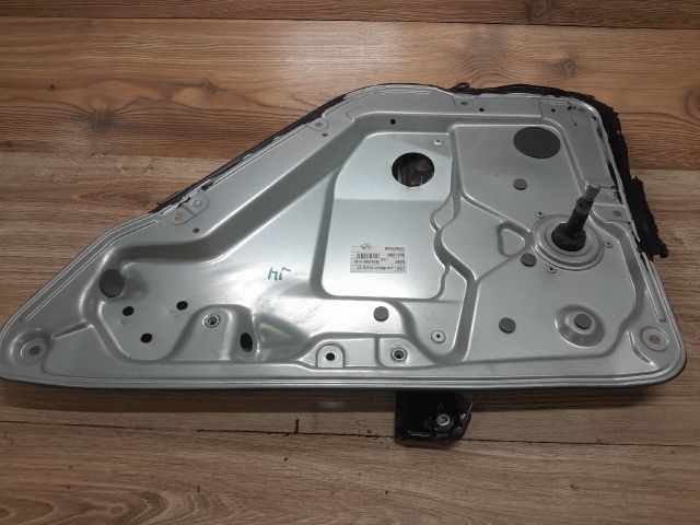 bontott SKODA FABIA I Jobb hátsó Ablakemelő Szerkezet (Mechanikus)