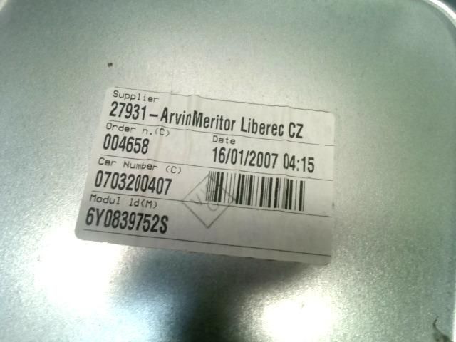 bontott SKODA FABIA I Jobb hátsó Ablakemelő Szerkezet (Mechanikus)