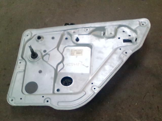 bontott SKODA FABIA I Jobb hátsó Ablakemelő Szerkezet (Mechanikus)