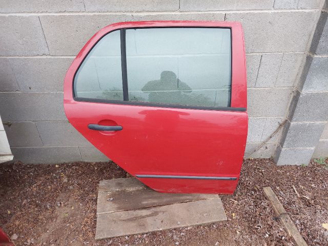 bontott SKODA FABIA I Jobb hátsó Ajtó (Részeivel)