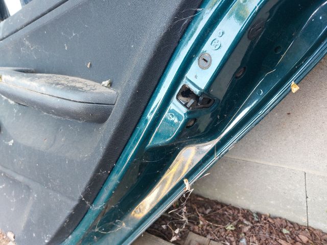 bontott SKODA FABIA I Jobb hátsó Ajtó (Részeivel)