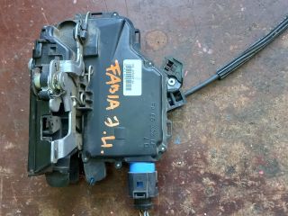 bontott SKODA FABIA I Jobb hátsó Ajtózár