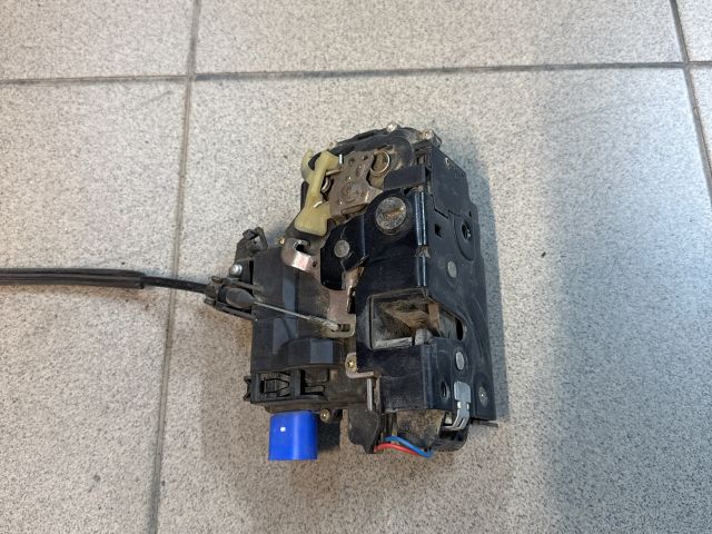 bontott SKODA FABIA I Jobb hátsó Ajtózár