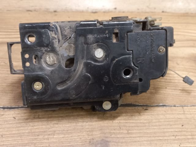 bontott SKODA FABIA I Jobb hátsó Ajtózár